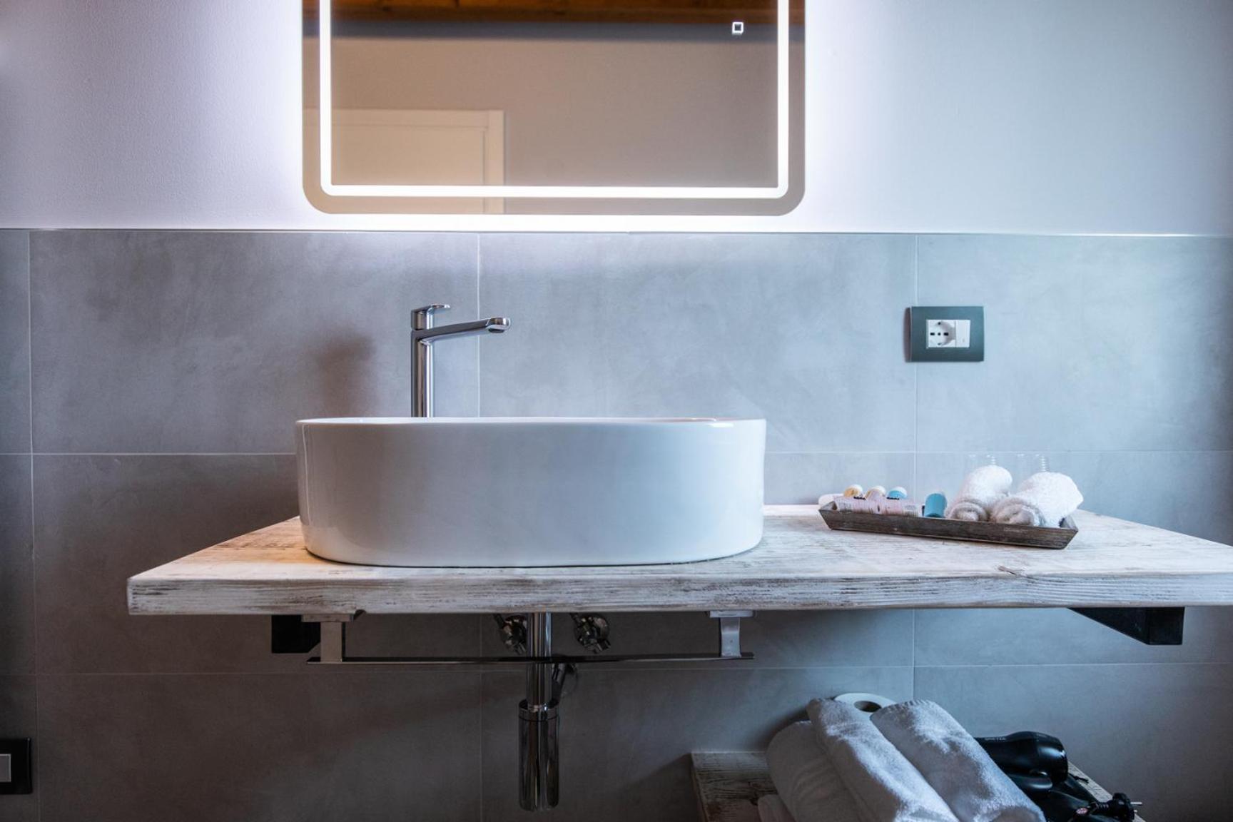 Atmosfere Charme & Country Hotel Borgo San Mauro Eksteriør billede